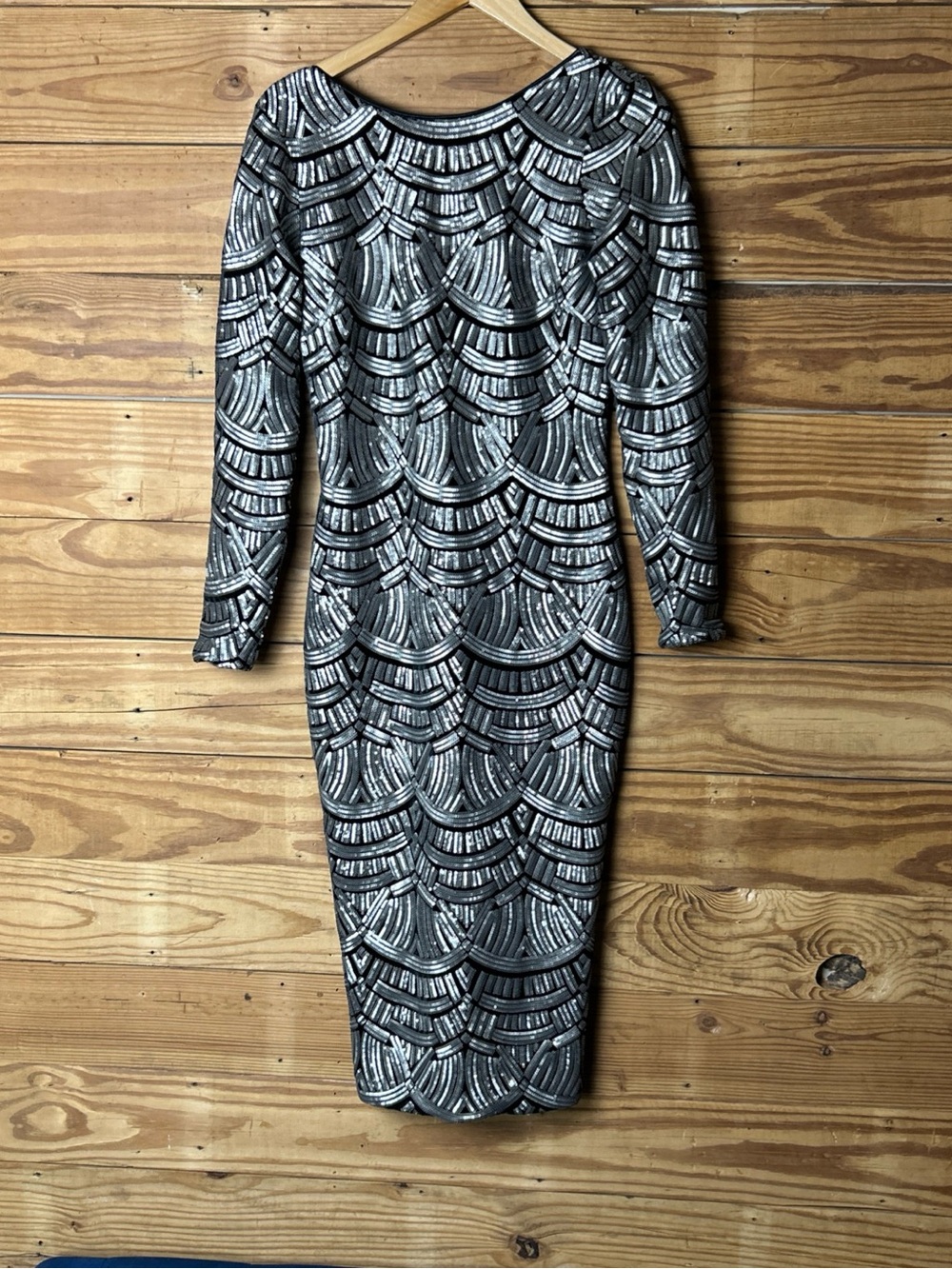 Dress the Population Silver and Black Long Sleeve Sequin Bodycon Dress